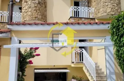 Sobrado vila guilhermina - 137 m² - 2 dorm./1 suíte - 3 vagas - aquecimento solar - hidro