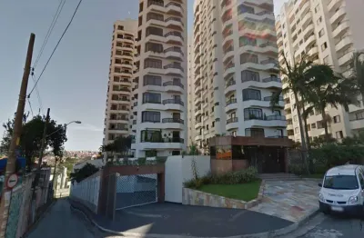 Vila rosália - guarulhos - 190m² - 1 x andar -  4 dormitórios - suite com closet e hidro - 4 vagas de garagem e depósito.