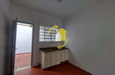 Casa com 2 quartos para alugar no Quarta Parada, São Paulo 