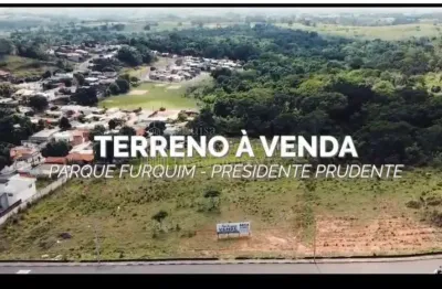 Terreno à venda na Rua Doutor José Foz, Parque Furquim, Presidente Prudente