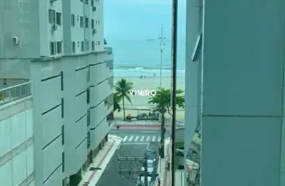 Ótima oportunidade de 03 dormitórios em balneário camboriú a 100 metros do mar