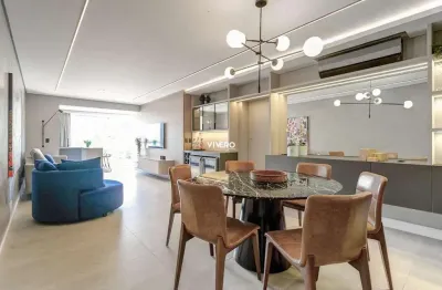 Apartamento no amores da brava - 50m do mar - praia brava com 3 dormitórios