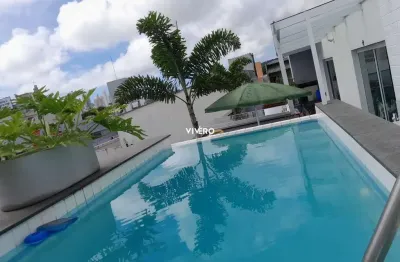 Excelente cobertura com localização privilegiada em balneário camboriú