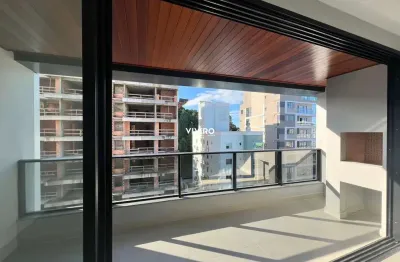 Apartamento a poucos metros do mar com 3 dormitórios (suítes) na praia brava - i