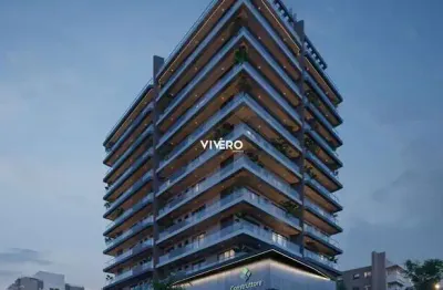 Apartamento com 3 suítes a 50 metros da praia brava