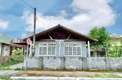 Casa com 3 quartos à venda na Rua Rosendo Claudino de Freitas, 118, São Judas, Itajaí