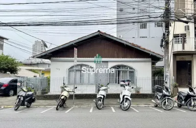 Casa com 4 quartos à venda na Rua Frederico Augusto Luiz Thieme, --, Centro, Itajaí