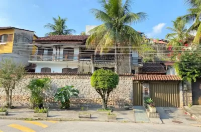 Jacarepaguá, vendo casa de 4 quartos e 2 suítes  c/ 355m², 3 salas e 3 vagas de garagem! rio de janeiro