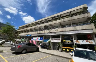 Vendo sala comercial, itanhangui plaza no itanhangá - rio de janeiro, rj c/ 2 salas, 1 vaga de garagem, 27m² de área.