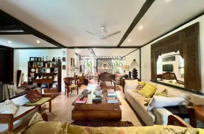 Vendo casa na barra da tijuca c/ 4 quartos, 4 suítes, 3 salas, 3 vagas de 395,00m²- rio de janeiro-rj