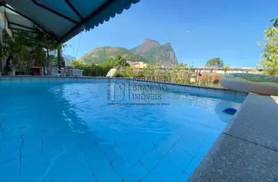 Jardim oceânico, vendo cobertura linear na barra da tijuca, rio de janeiro, 4 quartos, 3 suítes, 2 salas, 3 vagas garagem 350m². junto praça pomar