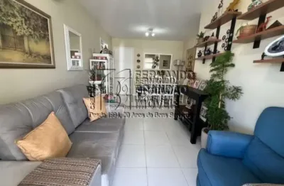 Vendo apartamento no recreio dos bandeirantes, rio de janeiro-rj: 2 quartos, 1 suíte, 2 salas, 2 banheiros, 2 vagas de garagem.