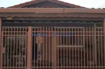 Casa com 4 quartos à venda na rua antônio leite da cunha, 16, jardim garcía, campinas, 140 m2 por r$ 435.000