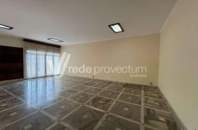 Casa com 4 quartos à venda na Rua Alberto Cerqueira Lima, 645, Taquaral, Campinas, 261 m2 por R$ 1.300.000