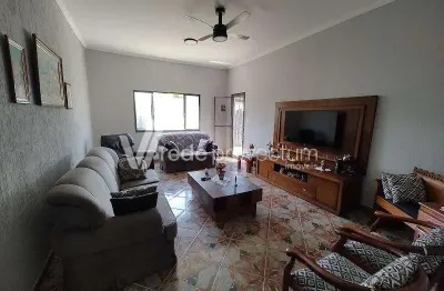 Casa com 3 quartos à venda na rua odilon monteiro pompeu, 176, jardim roseira, campinas, 213 m2 por r$ 550.000