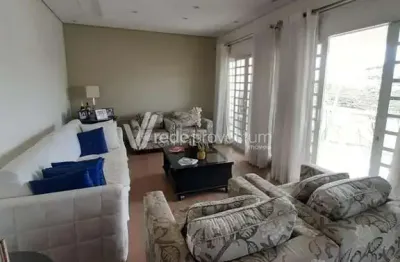 Casa com 4 quartos à venda na rua alvarito muller, 101, jardim nova europa, campinas, 190 m2 por r$ 980.000