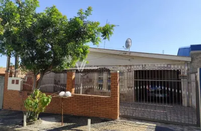 Casa com 1 quarto para alugar na rua são luís, 37, vila perseu leite de barros, campinas, 52 m2 por r$ 1.300
