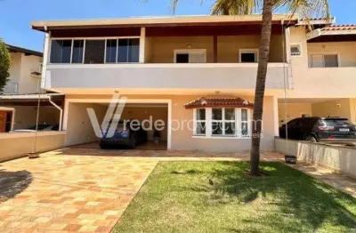Casa em condomínio fechado com 3 quartos à venda na Avenida José Alvaro Delmonde, 898, Jardim Okinawa, Paulínia, 262 m2 por R$ 1.490.000