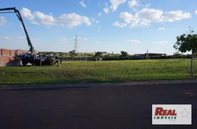 Terreno em condomínio fechado à venda na Alameda Carrara, Condomínio Vila Toscana, Araçatuba