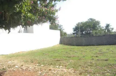 Terreno em condomínio fechado à venda na Rua Kameo Ussui, Pinheiros, Araçatuba