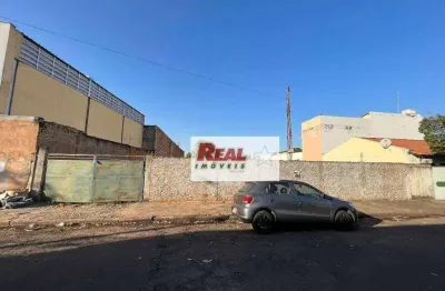 Ótimo terreno em avenida comercial - 697,30m² - araçatuba-sp