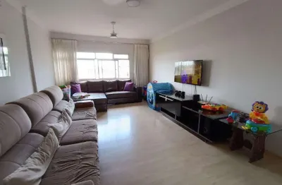Apartamento com 3 quartos à venda na Rua José Pedro dos Santos, Centro, Araçatuba