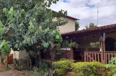 Casa em condomínio fechado com 2 quartos à venda na rua vinicius de moraes, 470, condomínio morada do lago, jaboticatubas por r$ 660.000