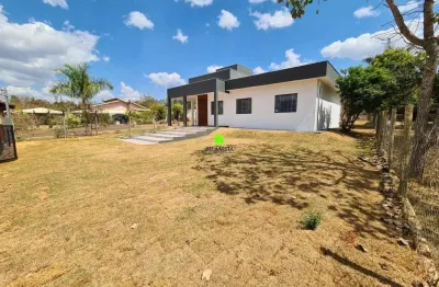Casa em condomínio fechado com 3 quartos à venda na rua estrela dalva, 716, condomínio estância da mata, jaboticatubas por r$ 850.000