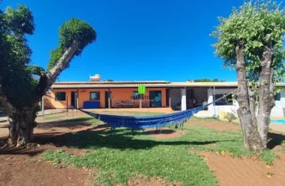 Casa em morada do lago com 180.00 m² , 3 quarto(s) , 3 suíte(s) , 10 vaga(s).