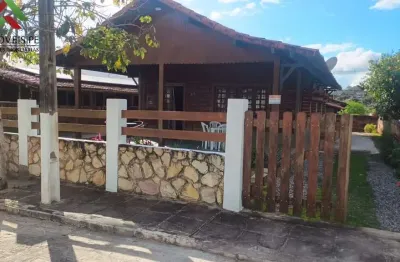 Aluguel de casa em gravatá-pe  3 quartos, 1 suíte, 2 salas, 2 banheiros, 3 vagas de garagem  bairro porta florada  80m² de área