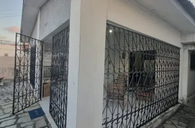 Casa à venda na principal do cristo excelente oportunidade