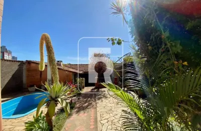 Casa com 3 dormitórios à venda, 210 m² por r$ 1.200.000,00 - centro - conselheiro lafaiete/mg