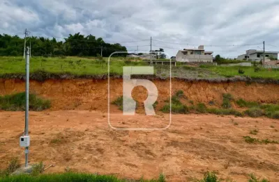 Terreno à venda no Centro, Queluzito 