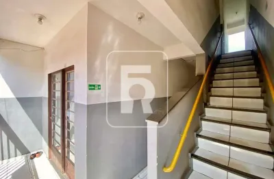 Prédio à venda na Vila Dona Lalá, Congonhas 