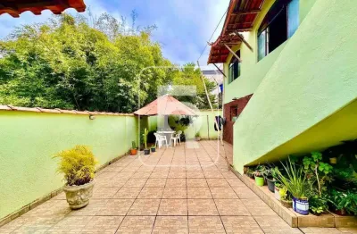Casa com 3 quartos à venda no Centro, Jeceaba 