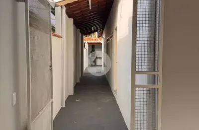 Casa à venda na Avenida Aurora Fernandes Zanutto, Jardim México, Itatiba