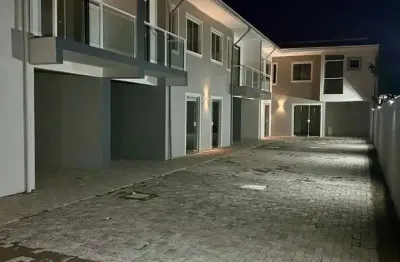 Sobrado à venda em gravataí, santa cruz, com 2 quartos, com 82 m²