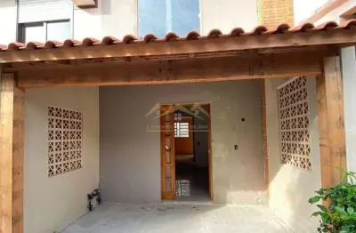 Casa com 2 quartos à venda na Rua Amapá, 508, Vila Ponta Porã, Cachoeirinha