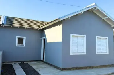 Casa à venda em gravataí, loteamento vila rica, com 2 quartos, com 50 m², condomínio ararat