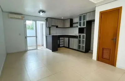Sobrado à venda em cachoeirinha, vila cachoeirinha, com 2 quartos, com 81 m²