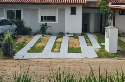 Casa à venda em Gravataí, Santa Cruz, com 2 quartos, com 60 m², Condomínio Residencial do Lago