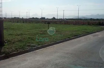 Terreno à venda na Rua Gavião Real, Verdes Mares, Macaé