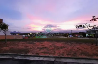 Terreno à venda na Avenida América do Norte, Alphaville, Rio das Ostras