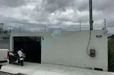 Terreno à venda na Rua Maria Orebi, 74, Lagoa, Macaé