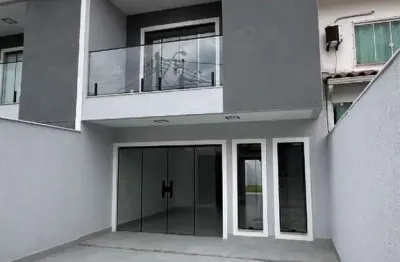 Atlântica imóveis tem excelente casa com 3 dormitórios à venda, 145 m² - lagoa - macaé/rj.