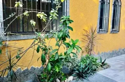 Casa com 2 dormitórios para alugar, 88 m² por r$ 5.000,00/mês - cavaleiros - macaé/rj