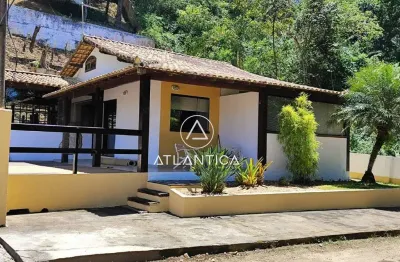 Atlântica imóveis tem excelente casa com 3 dormitórios à venda, 132 m² por r$ 700.000,00 - colinas - rio das ostras/rj
