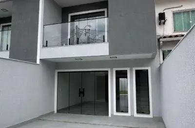 Atlântica imóveis tem excelente casa com 3 dormitórios à venda, 145 m² por r$ 850.000,00 - lagoa - macaé/rj