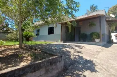 Casa com 2 dormitórios à venda, 200 m² por r$ 600.000,00 - cantagalo - rio das ostras/rj