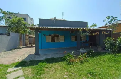 Casa com 2 dormitórios à venda, 55 m² por r$ 270.000,00 - extensão serramar - rio das ostras/rj